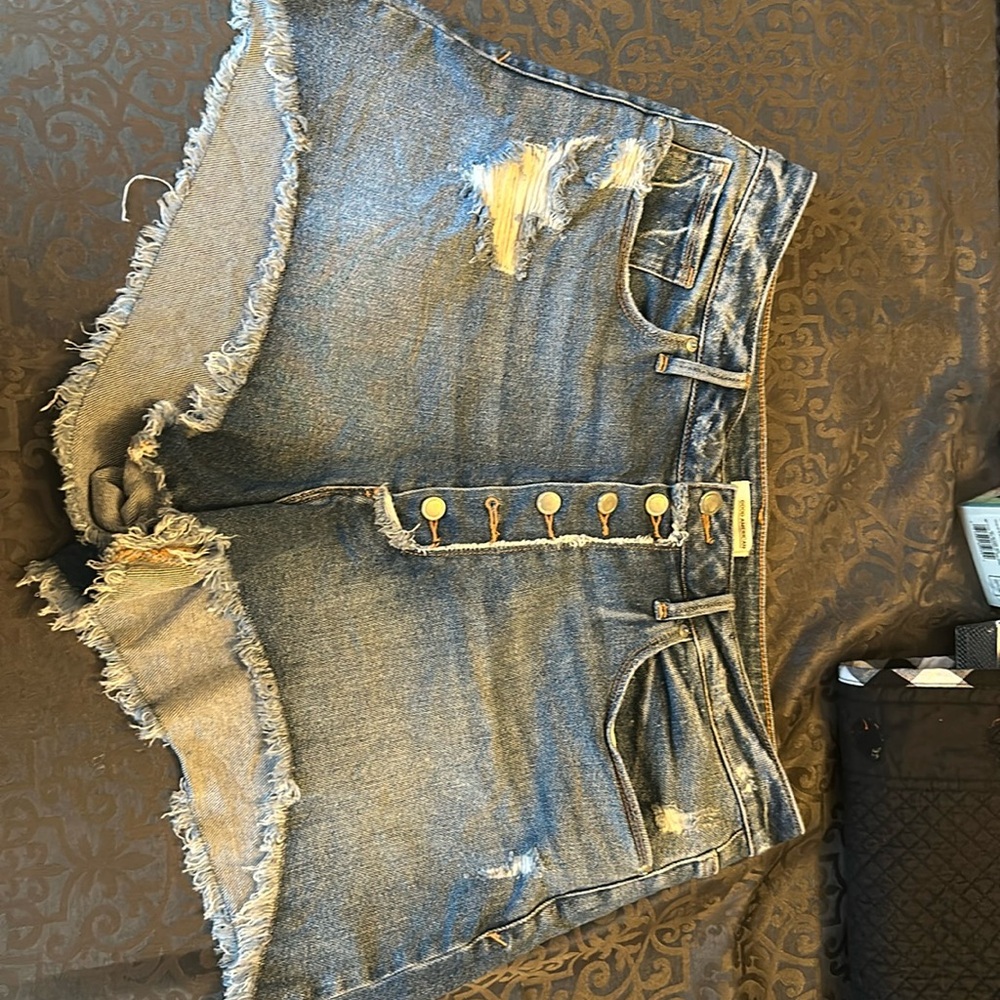 Good American Shorts